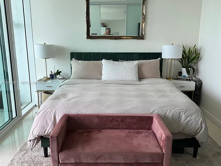 1040 Biscayne Blvd #2605 — Photo 3