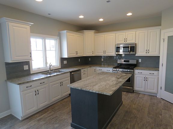 5th image of 2024 Flagstone Ave