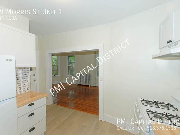 4th image of 39 Morris St Unit 1