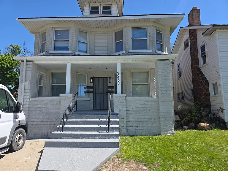 9250 Genessee St — Photo 1