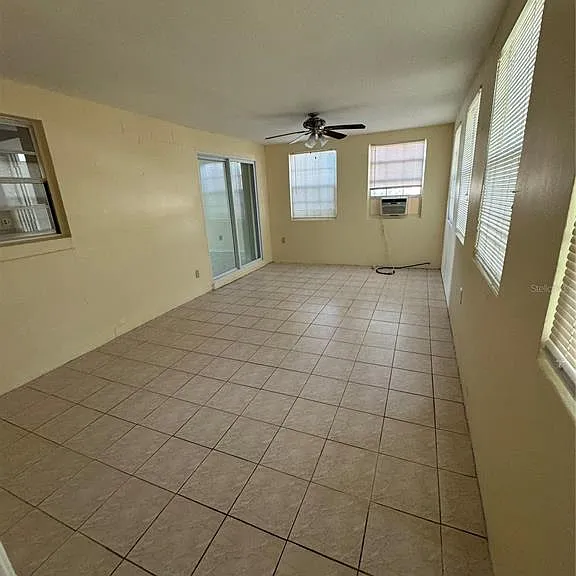236 La Paz Dr — Photo 15