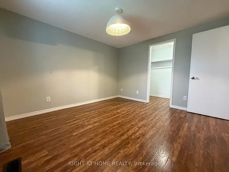 41 Edgemere Dr — Photo 15