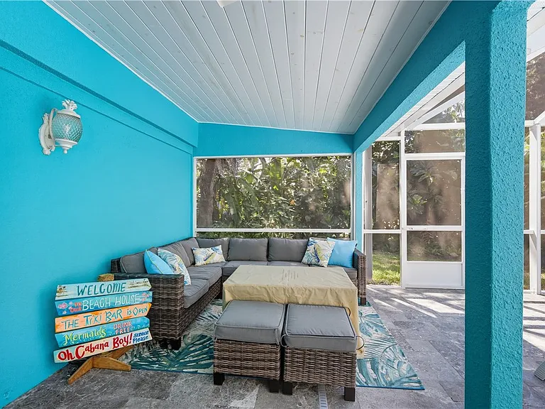 9575 Frangipani Dr — Photo 27