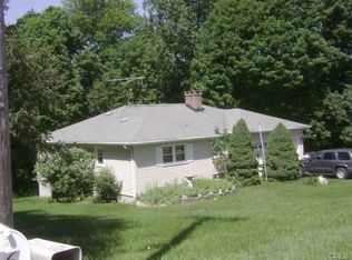 14 Hunting Ridge Rd, Brookfield, CT 06804