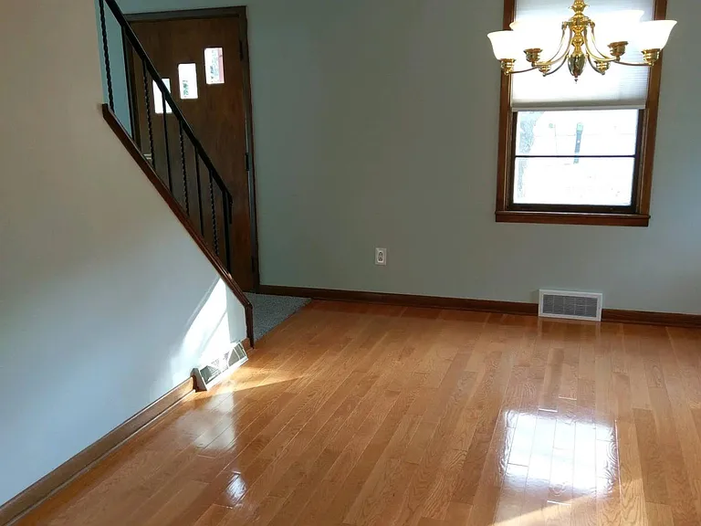 5940 Sheridan Dr — Photo 5