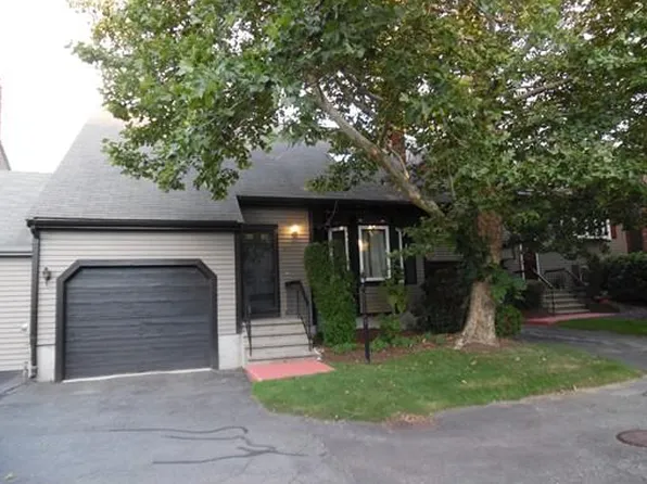 183 Copperwood Dr, Stoughton, MA 02072