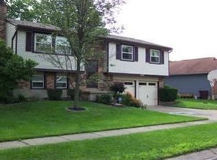 2365 Windsor Village Dr, Miamisburg, OH 45342