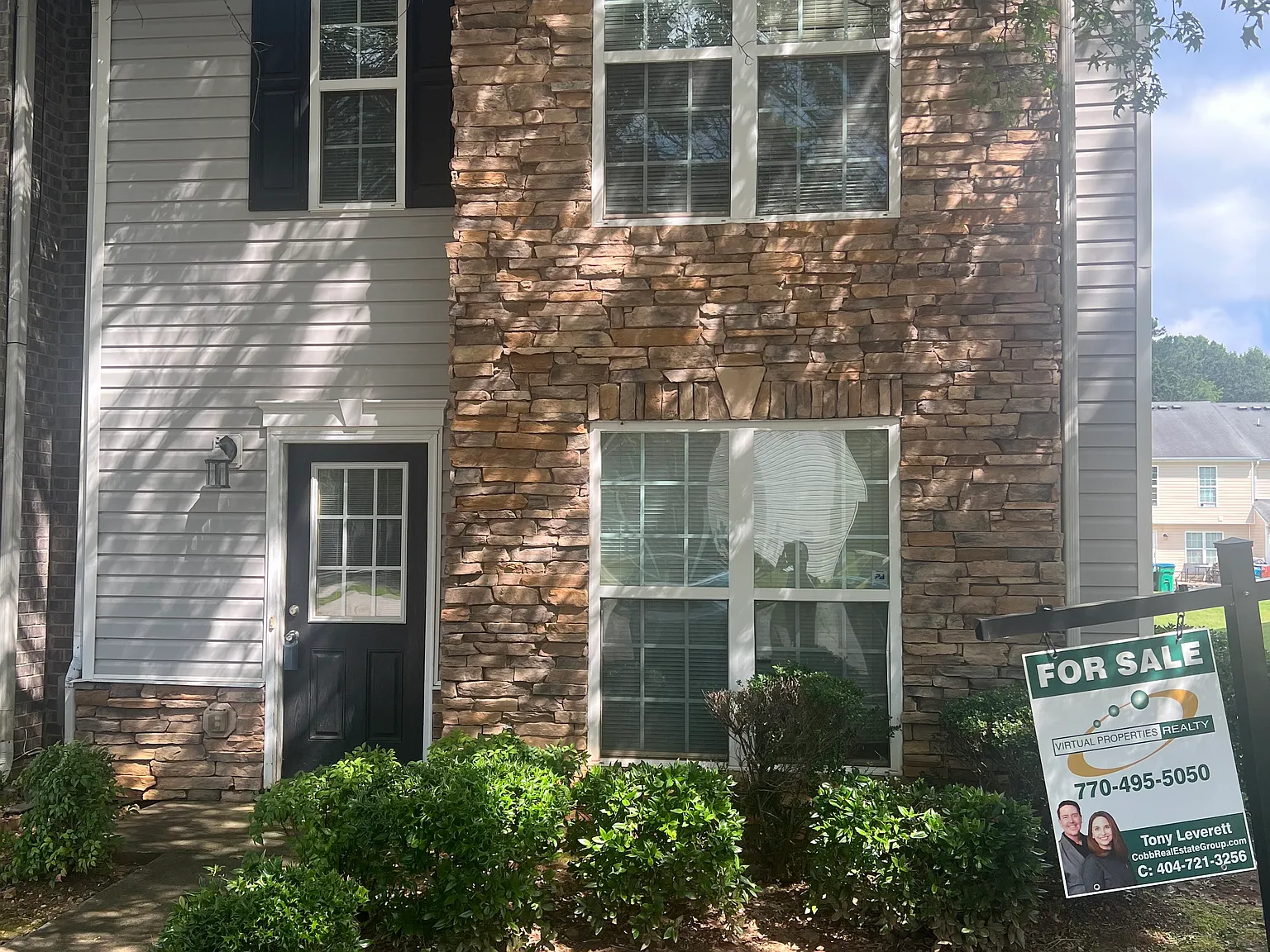 3 bed, 1520 sqft, $1,750 — Photo 1