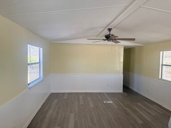 5th image of 847 Oakwood Dr