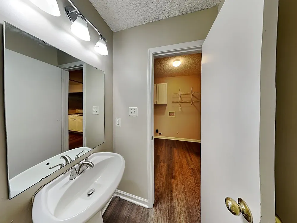 Building Photo - 10716 Greatford Ct