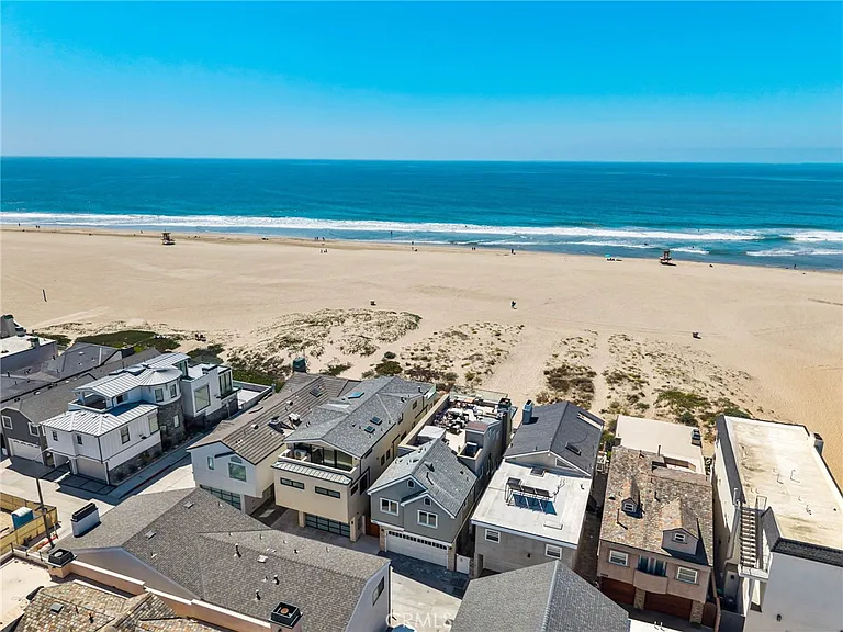 7304 W Oceanfront — Photo 37
