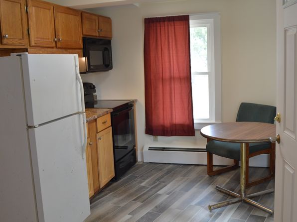 2495 Hartford Ave #5
