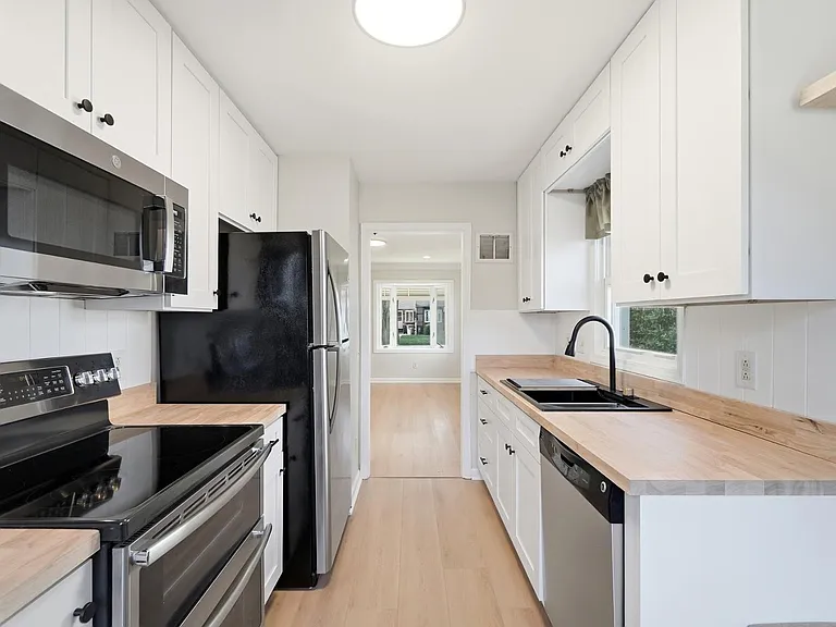 2917 123rd St — Photo 13