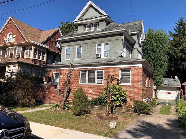 1st image of 8543 109th St Fl 2