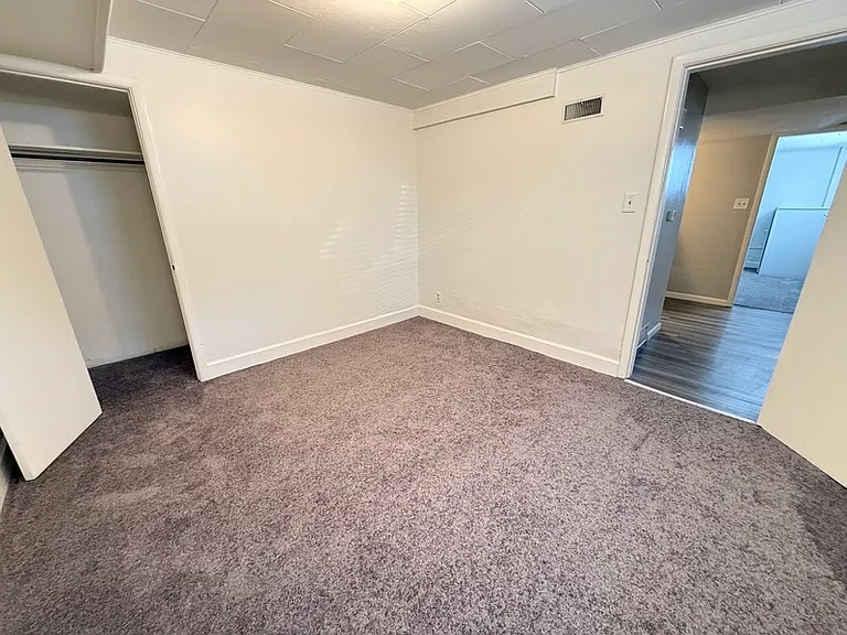 2021 N Irving St — Photo 8