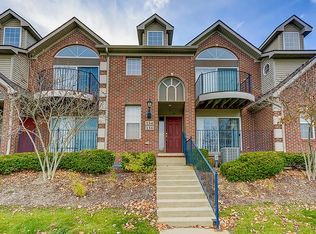 134 W Oakbrook Dr, Ann Arbor, MI 48103