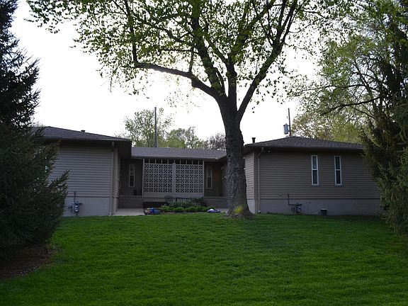 2nd image of 5738 Hamilton St