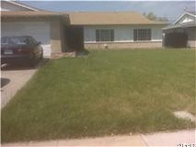 1st image of 857 E Harvard Pl