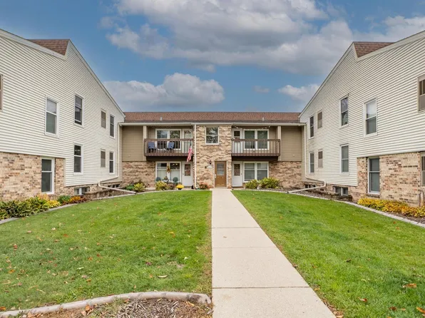N114W16700 Crown DRIVE #5, Germantown, WI 53022