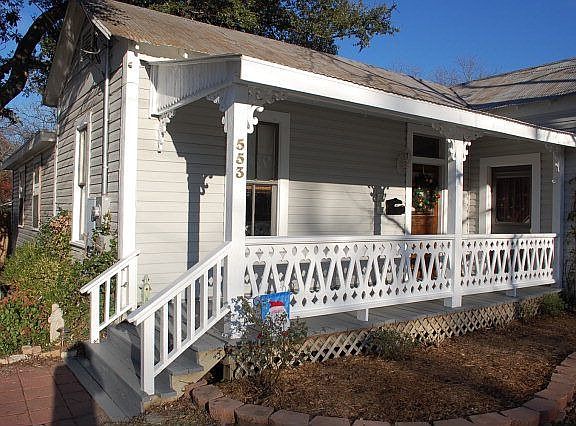 3rd image of 553 Willow Ave
