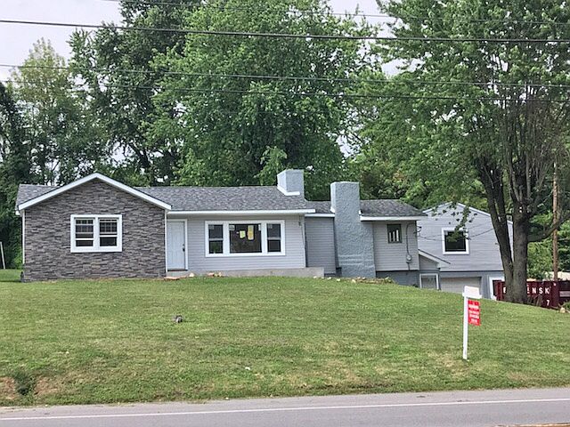 1st image of 907 W Lincoln Hwy