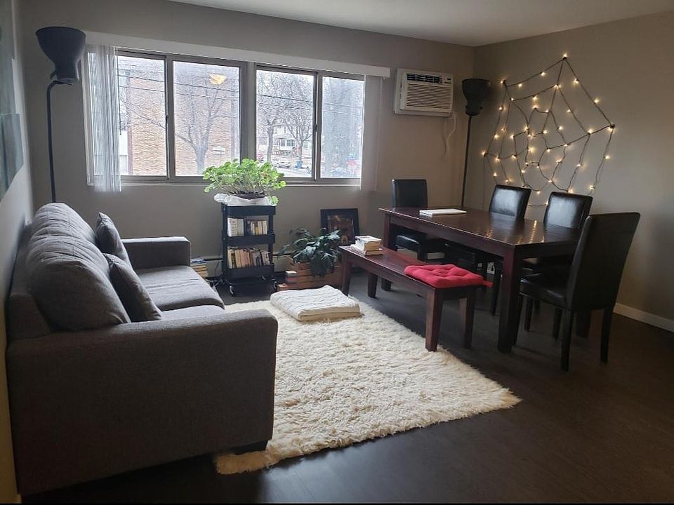 2nd image of 1115 14th Ave SE APT 15