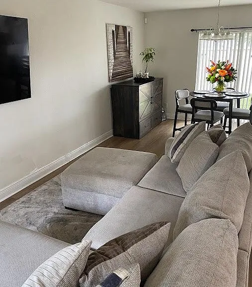 2130 SW 87th Way — Photo 3