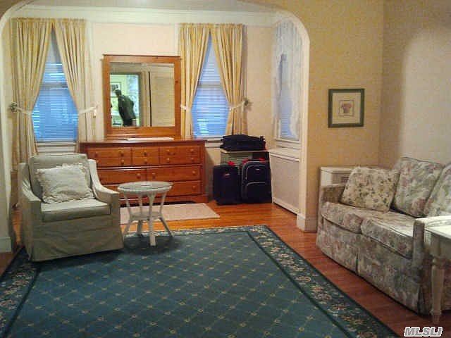 2nd image of 15-30 124th St