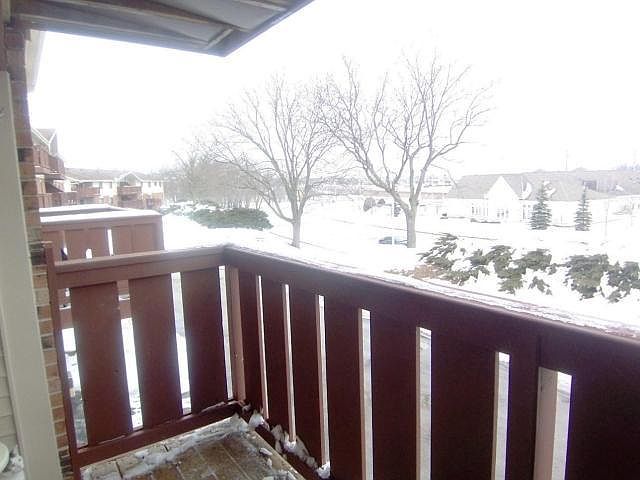 2nd image of 1356 Greenhedge Rd Unit 2