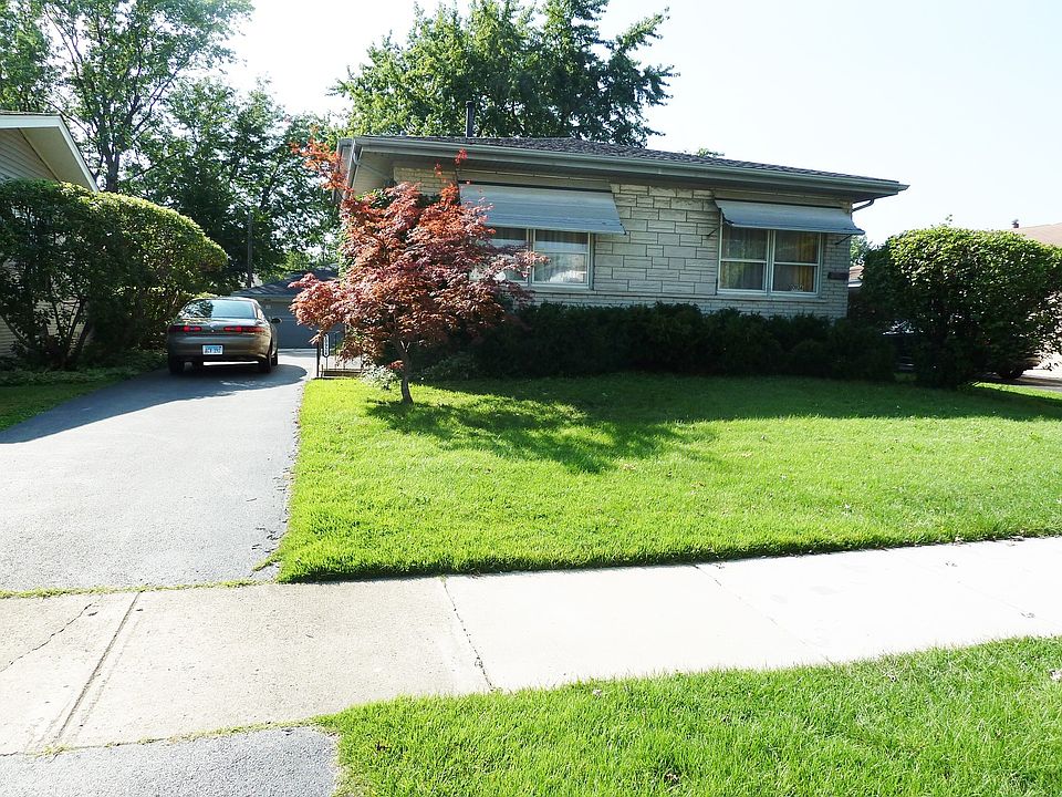 1st image of 10924 S Kilbourn Ave