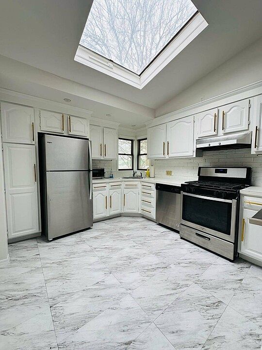 1st image of 2518 Haff Ave