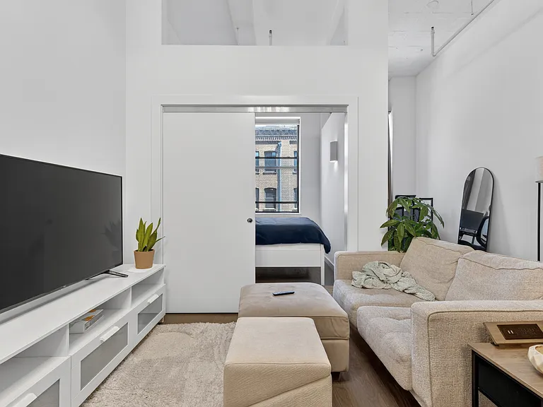 44 Berry St #3 — Photo 4