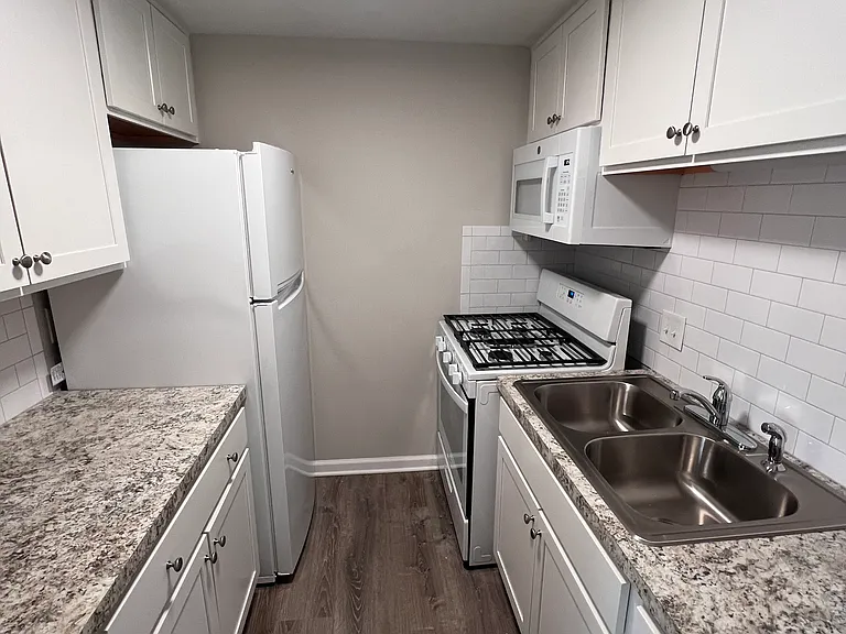 318 Broad Meadows Blvd #D — Photo 1