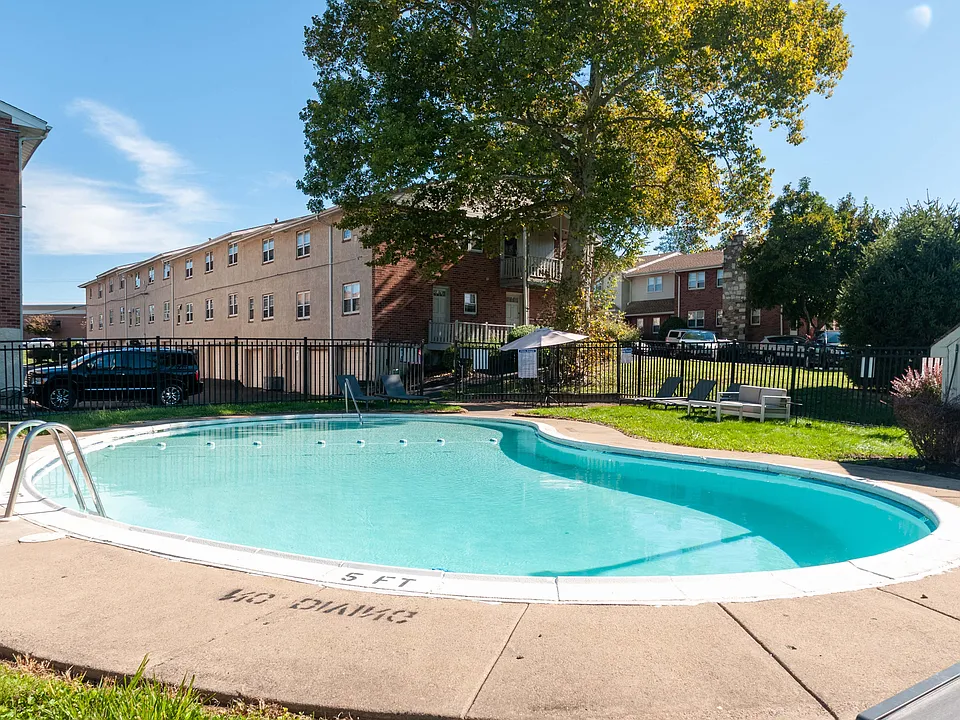 Chalet Village Townhomes