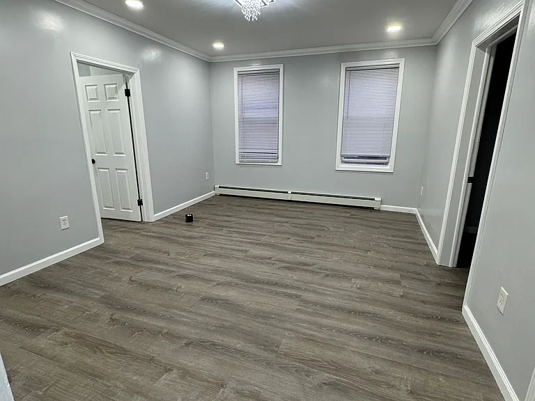 300 E Price St #2 — Photo 19