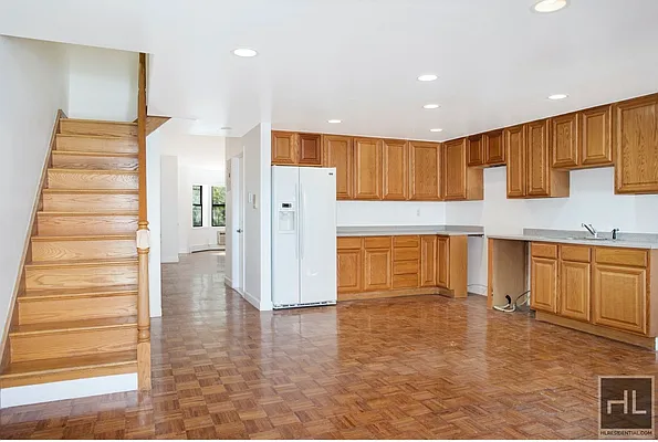 Sold by Highline Residential | media 6