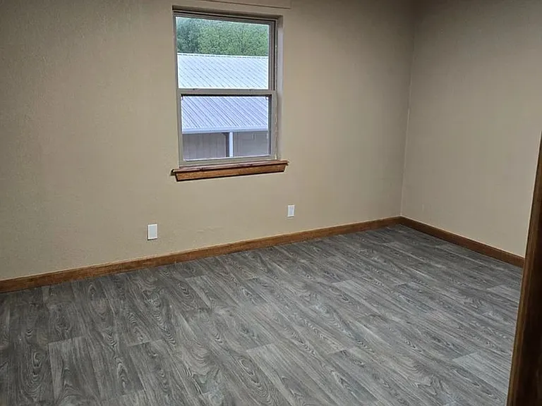 901 Ironwood St — Photo 5