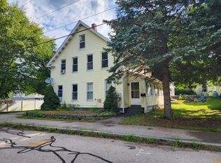 11 Prospect St, Pembroke, NH 03275
