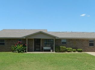 411 W Mississippi St, Temple, OK 73568