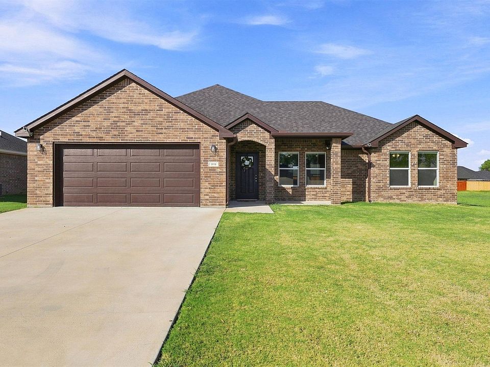 1st image of 3018 Silver Charm Ave