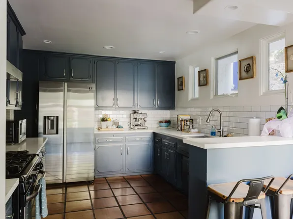 2041 Glencoe Way, Los Angeles, CA 90068