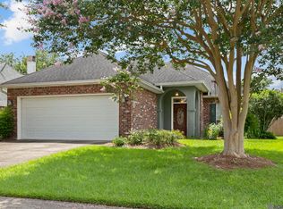 2242 Hunters Trail Dr, Baton Rouge, LA 70816