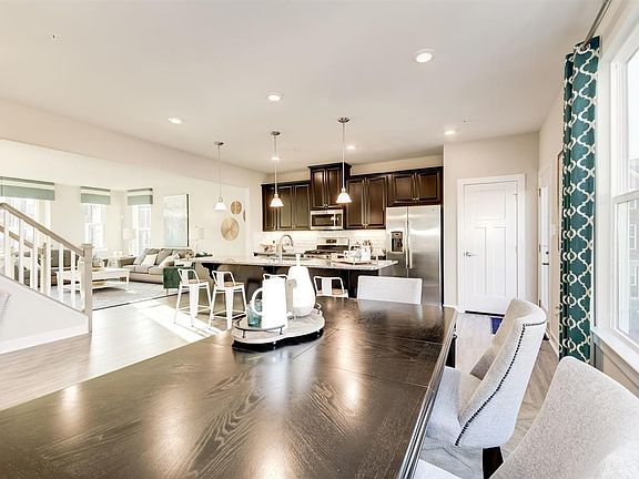 3rd image of 5901 Sauerwein Way