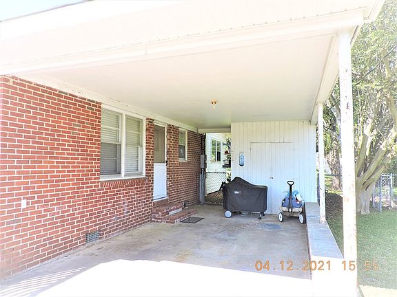 4th image of 13940 Church St