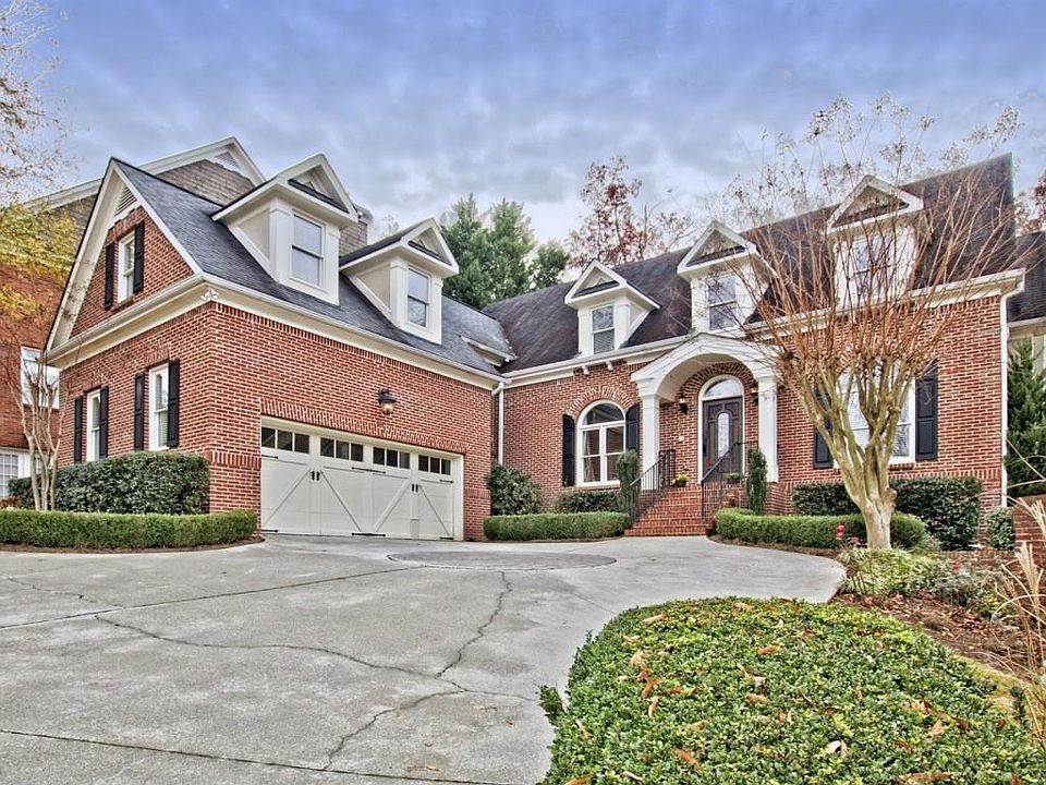 1st image of 1110 Vinings Grove Way SE