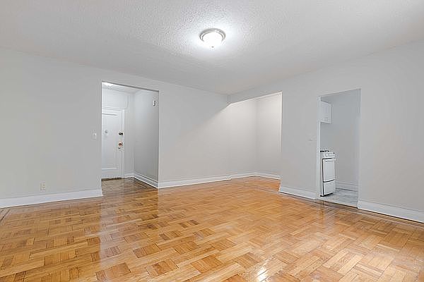 1st image of 2160 Caton Ave APT 2E