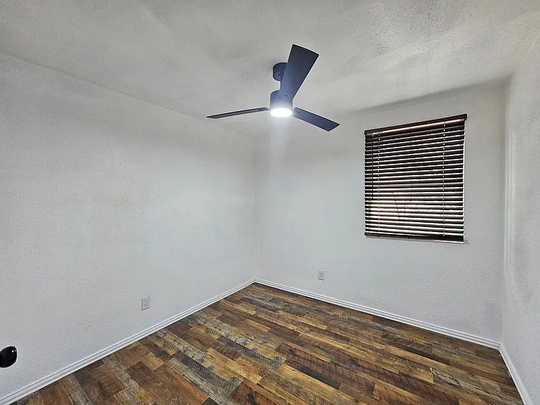 170 Circle Dr — Photo 17
