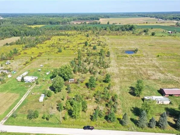 5769 Hall Rd, Andover, OH 44003