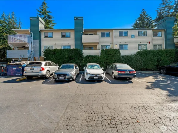 17624 1st Avenue S #A302, Burien, WA 98148