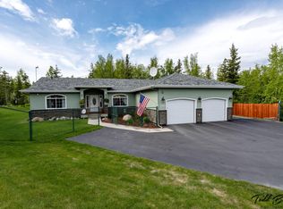 2568 W Shadow Leaf Cir, Wasilla, AK 99623